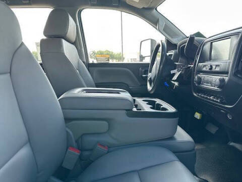 2022 Chevrolet Silverado 6500HD