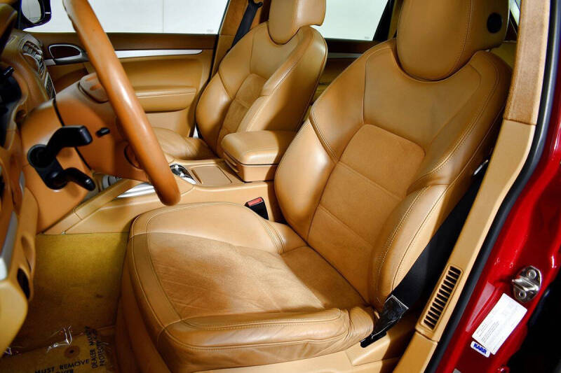 2008 Porsche Cayenne GTS