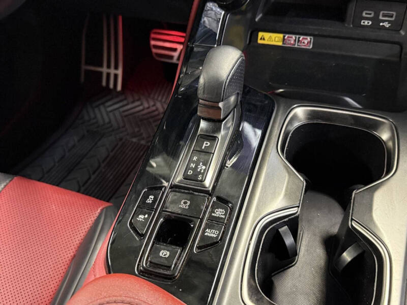 2022 Lexus NX 450h+ F SPORT Handling