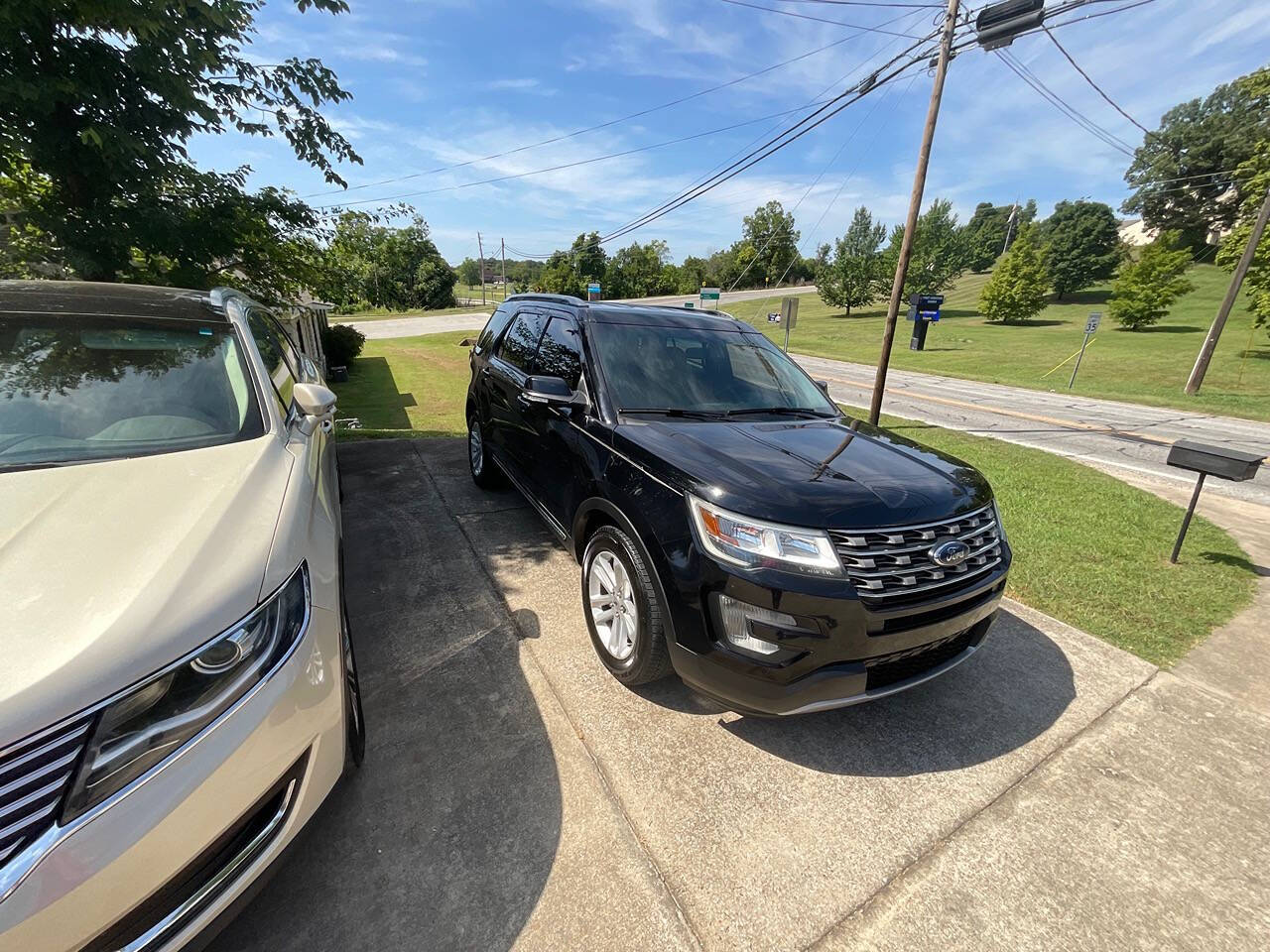 2016 Ford Explorer for sale at Car Connection in Harrison, AR