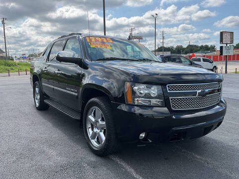 2013 Chevrolet Avalanche LTZ Black Diamond
