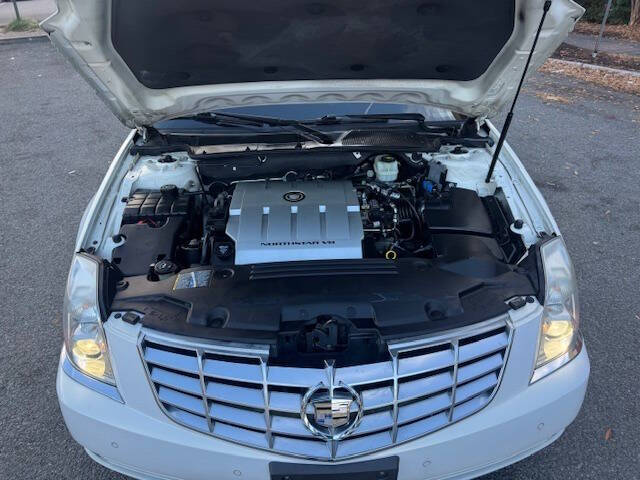 2006 Cadillac DTS Luxury I