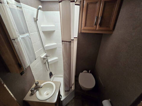 2017 Ford E-Series E-450 SD