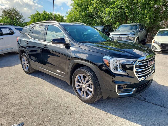 2023 GMC Terrain SLT