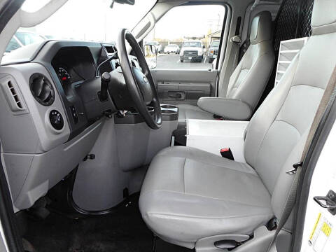 2013 Ford E-Series E-350 SD