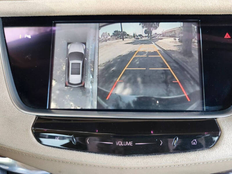 2017 Cadillac XT5 Platinum