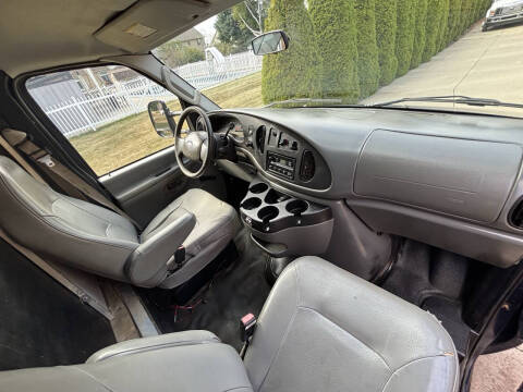 2006 Ford E-Series E-450 SD