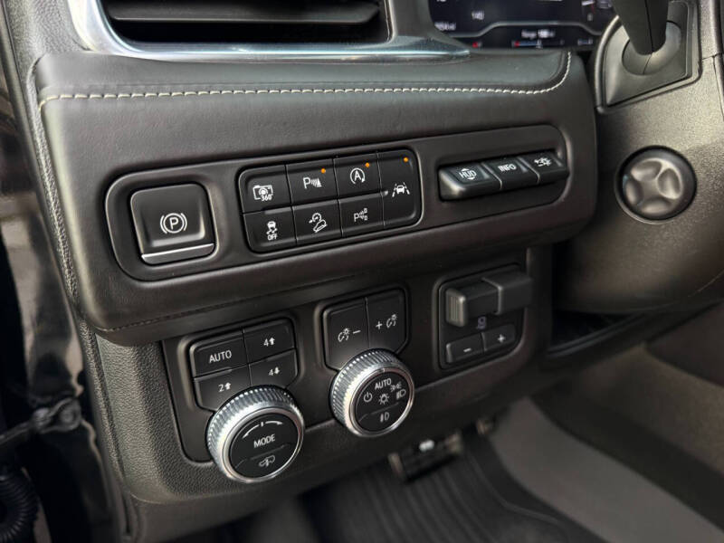 2023 GMC Yukon Denali Ultimate