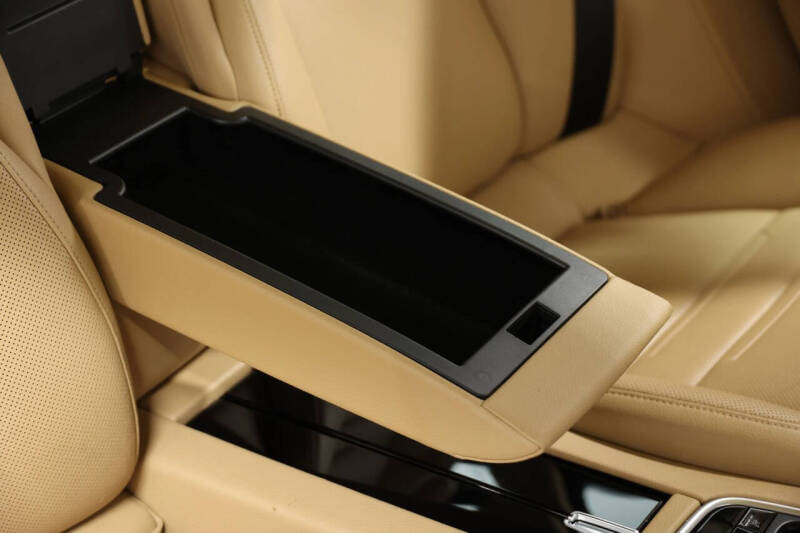 2018 Porsche Panamera