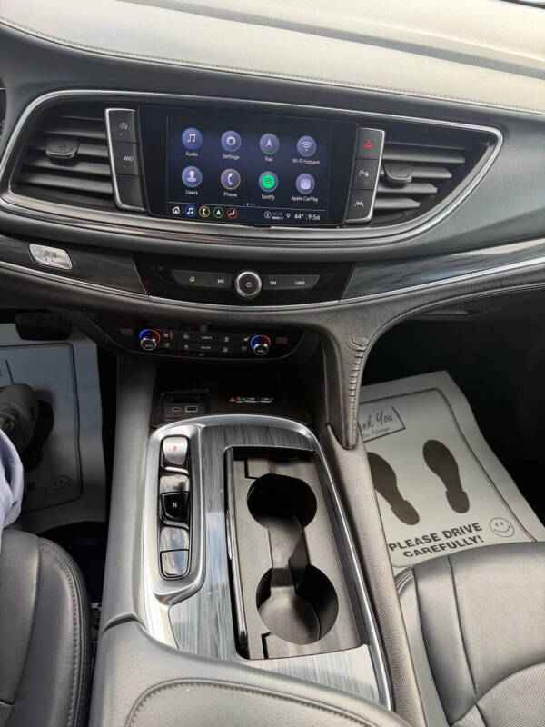 2022 Buick Enclave Premium