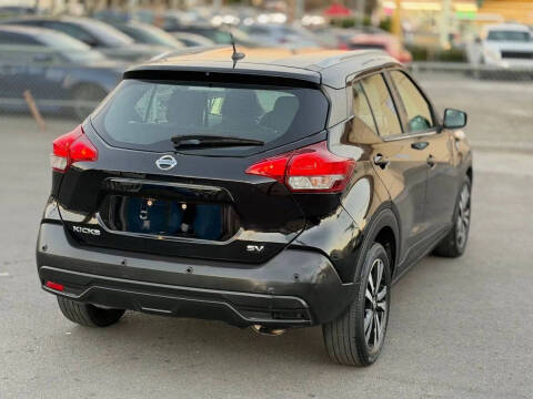 2020 Nissan Kicks SV