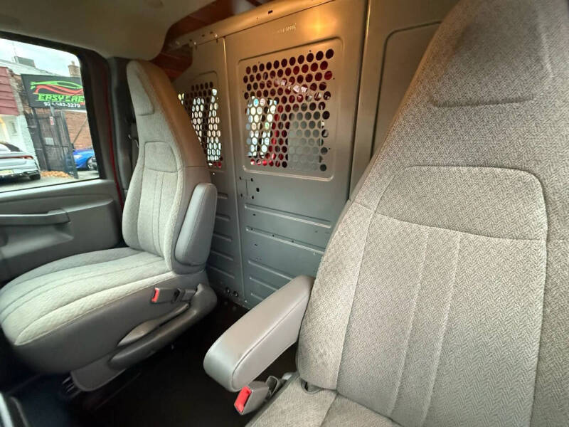2019 GMC Savana 2500