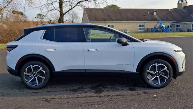 2026 Chevrolet Equinox EV LT 2