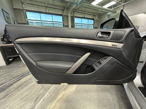 2012 Infiniti G37 Coupe x