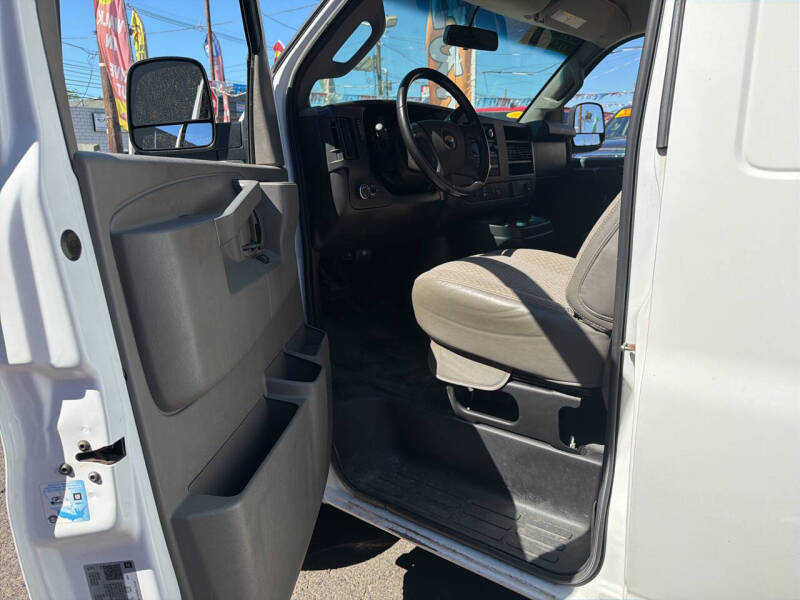2020 Chevrolet Express 2500