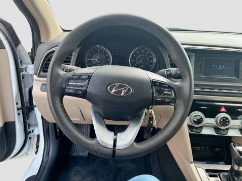 2019 Hyundai Elantra