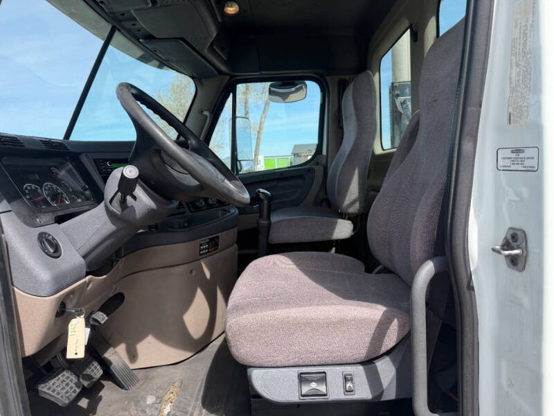 2012 Freightliner Cascadia