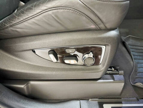 2018 Cadillac Escalade Platinum