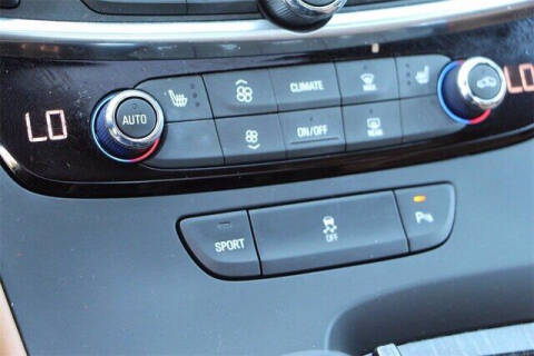 2017 Buick LaCrosse Essence