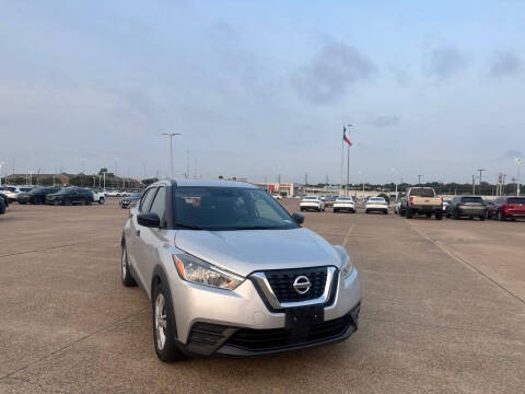2020 Nissan Kicks S