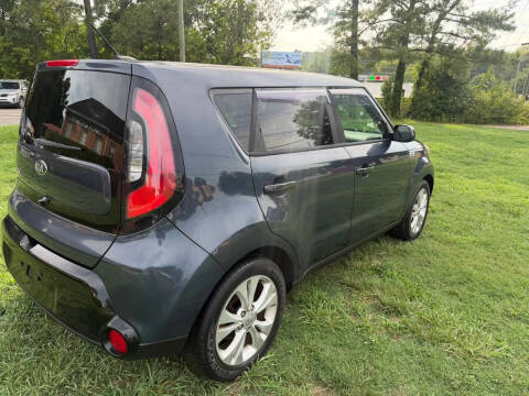 2016 Kia Soul +