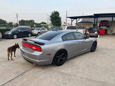 2013 Dodge Charger R/T Plus