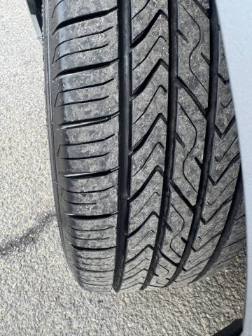 2015 Toyota Sienna LE 7-Passenger Auto Access Seat