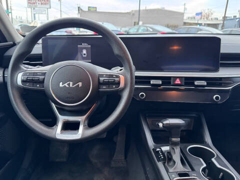 2026 Kia K5 LXS