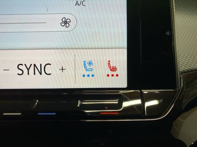 2024 Volkswagen Atlas Cross Sport SEL 4Motion