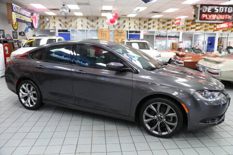 2015 Chrysler 200 S