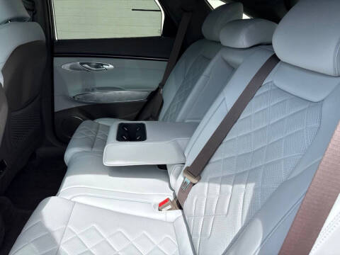 2026 Genesis Electrified GV70 Prestige