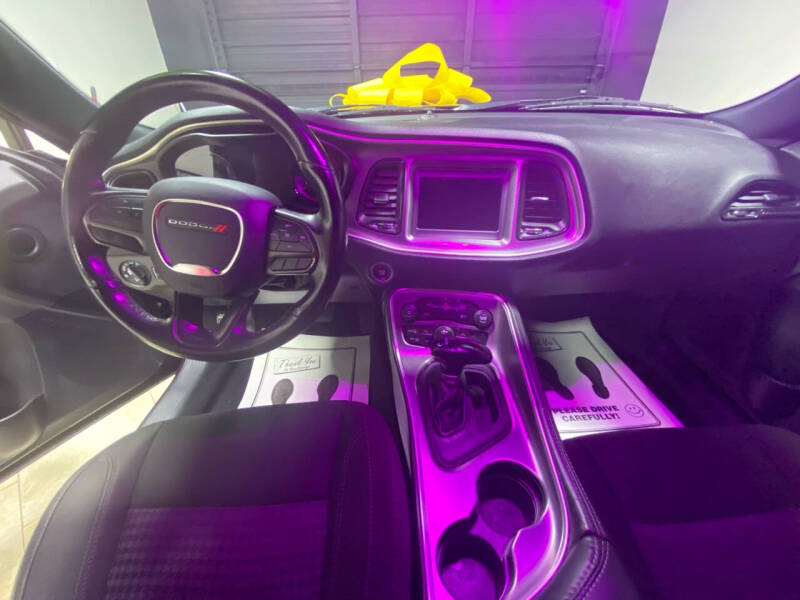 2020 Dodge Challenger SXT