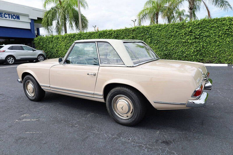 1967 Mercedes-Benz SL-Class