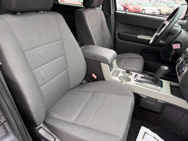 2010 Ford Escape XLT