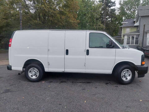 2017 Chevrolet Express 2500