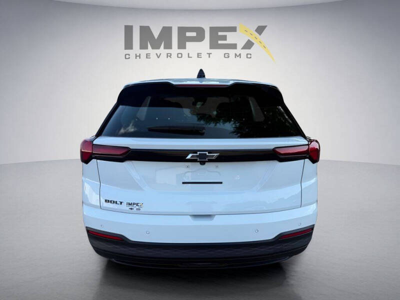 2027 Chevrolet Bolt LT