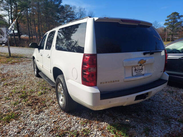 2014 Chevrolet Suburban for sale at Victory Auto Sales LLC in Mooreville, MS