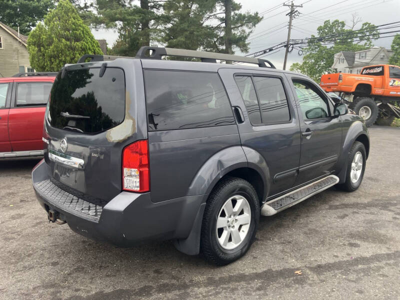 2011 Nissan Pathfinder S