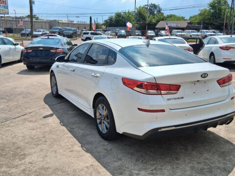 2019 Kia Optima LX