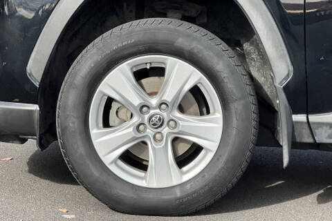 2019 Toyota RAV4 Hybrid LE