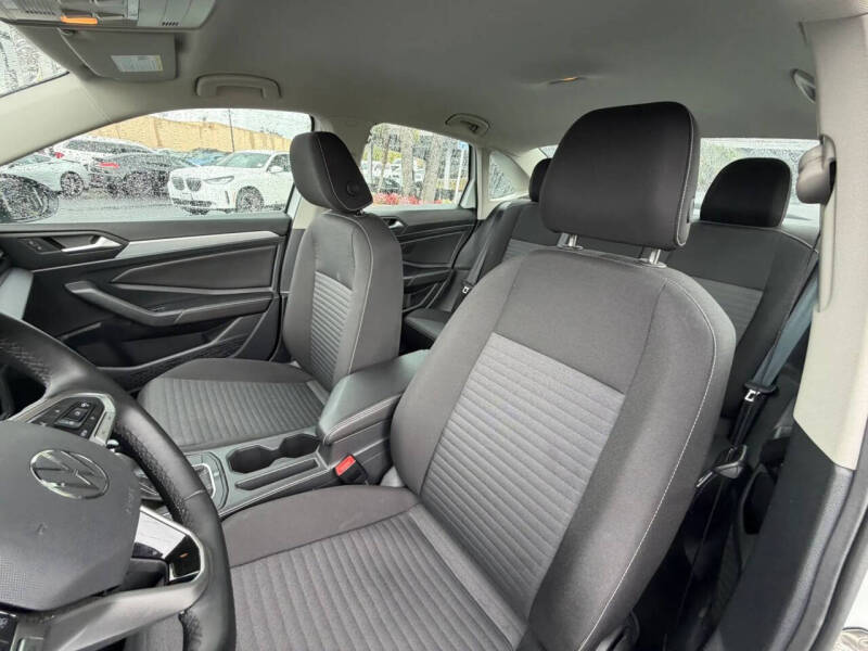 2025 Volkswagen Jetta S