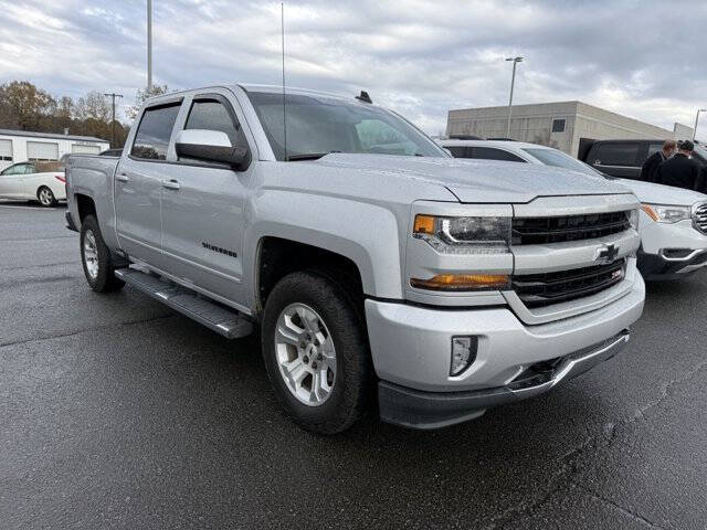 Used 2018 Chevrolet Silverado 1500 LT with VIN 3GCUKREC1JG646163 for sale in Monroe, NC