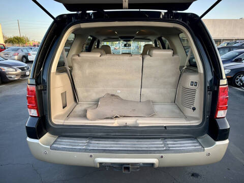 2005 Ford Expedition Eddie Bauer