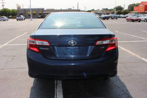 2014 Toyota Camry LE