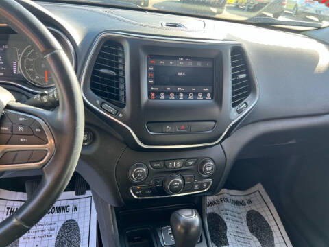 2019 Jeep Cherokee Latitude Plus