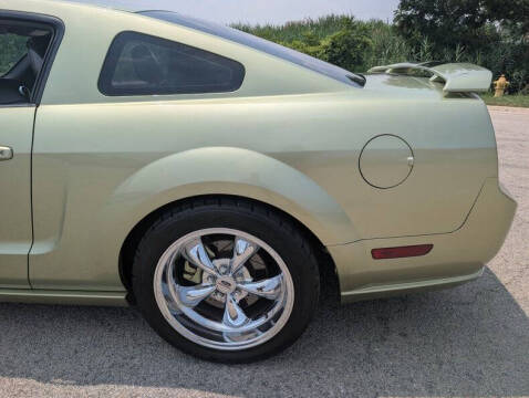 2005 Ford Mustang