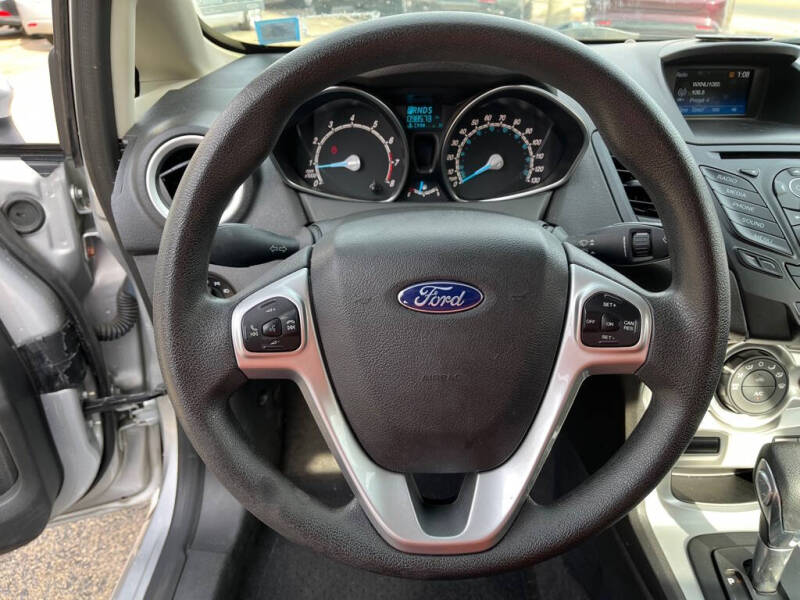 2018 Ford Fiesta SE photo 20