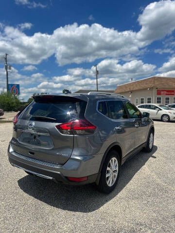 2017 Nissan Rogue SV