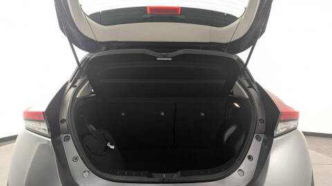2022 Nissan LEAF S