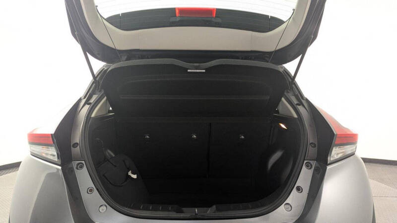 2022 Nissan LEAF S